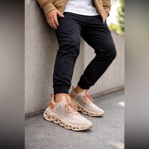 Men's Tan and Orange Athletic Shoes